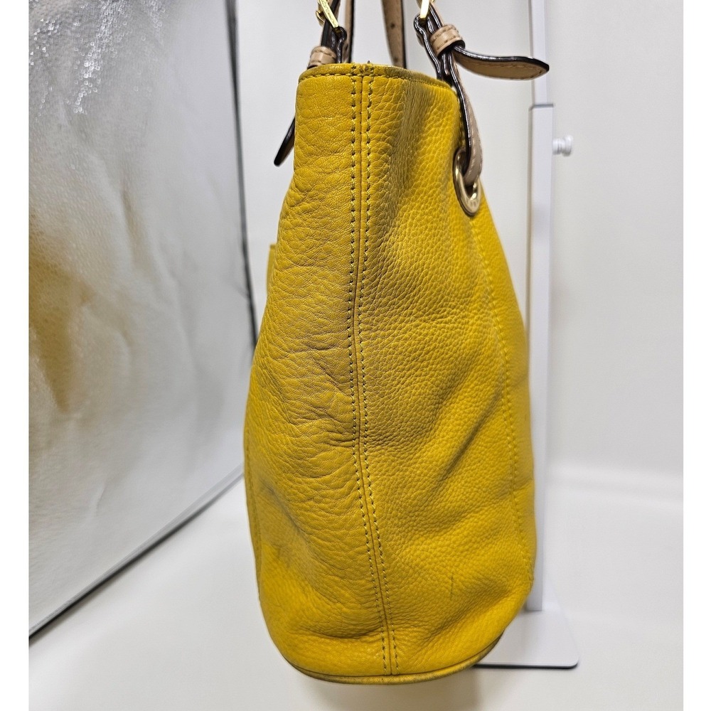 Michael Kors Bedford Yellow Pebbled Leather Tote Bag Gold Hardware MK Charm - Picture 3 of 9